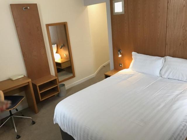 Double Room Private Bathroom