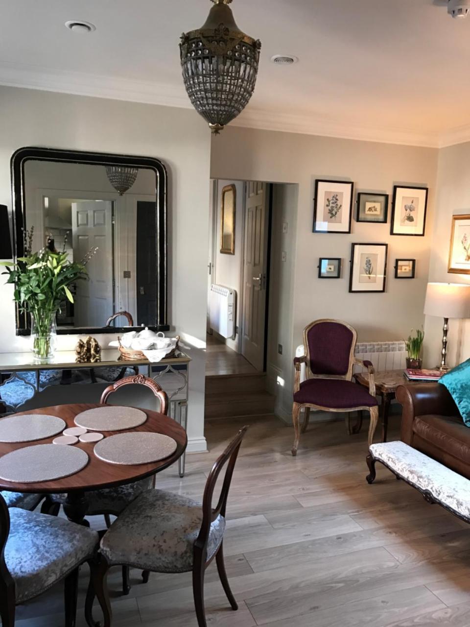 Deluxe Apartment Flat 2