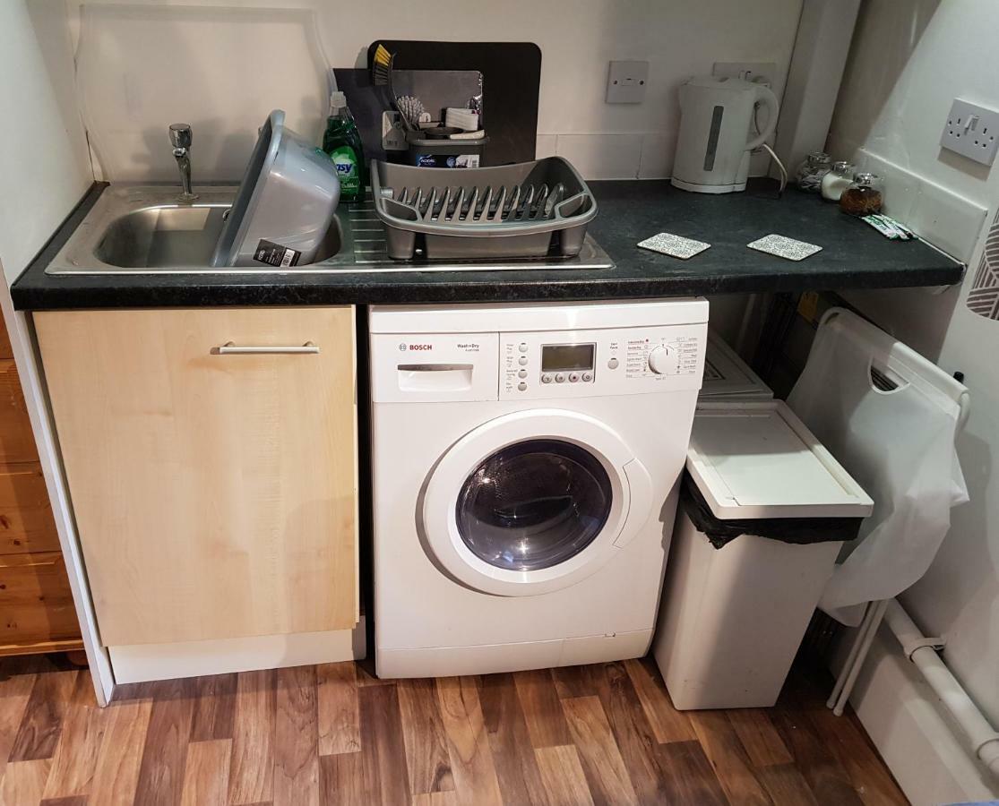 Studio Apartment Basement - FB,866731727:JPEG