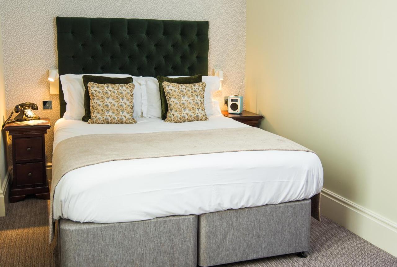 Court Double Room
