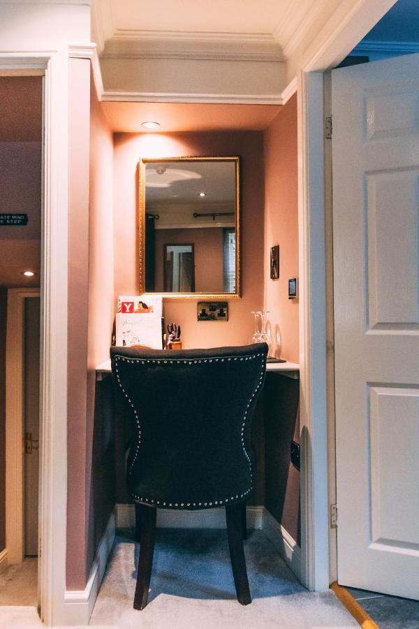 Shirley Suite King Suite