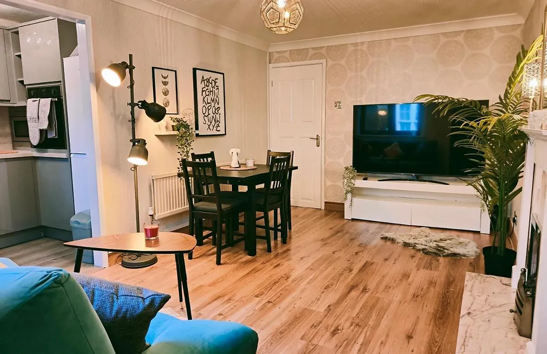City Centre Apartment- Beautiful Old Town- With Parking-1