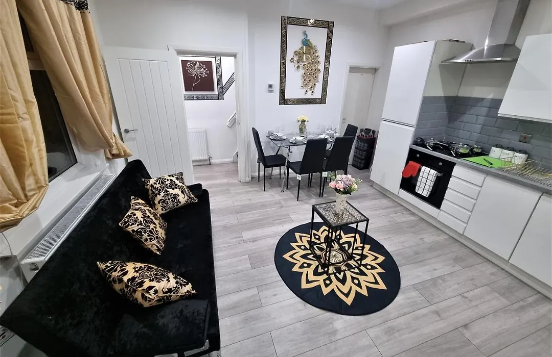 *A!S* Setup For Your Most Amazing Relaxed Stay + Free Parking + Free Fast Wifi *-1