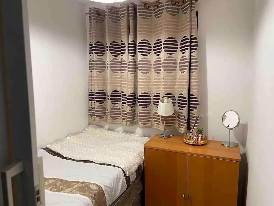 Princess 3 Bedroom House + Offstreet Parking +Wifi-1