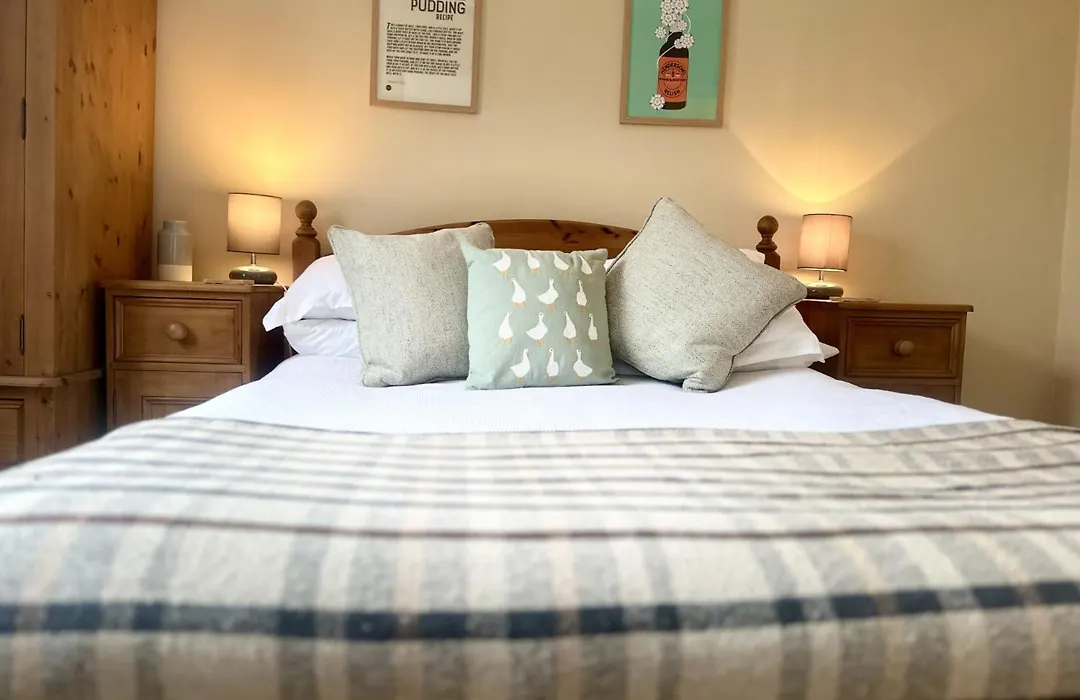 Pinfold Cottage York-1