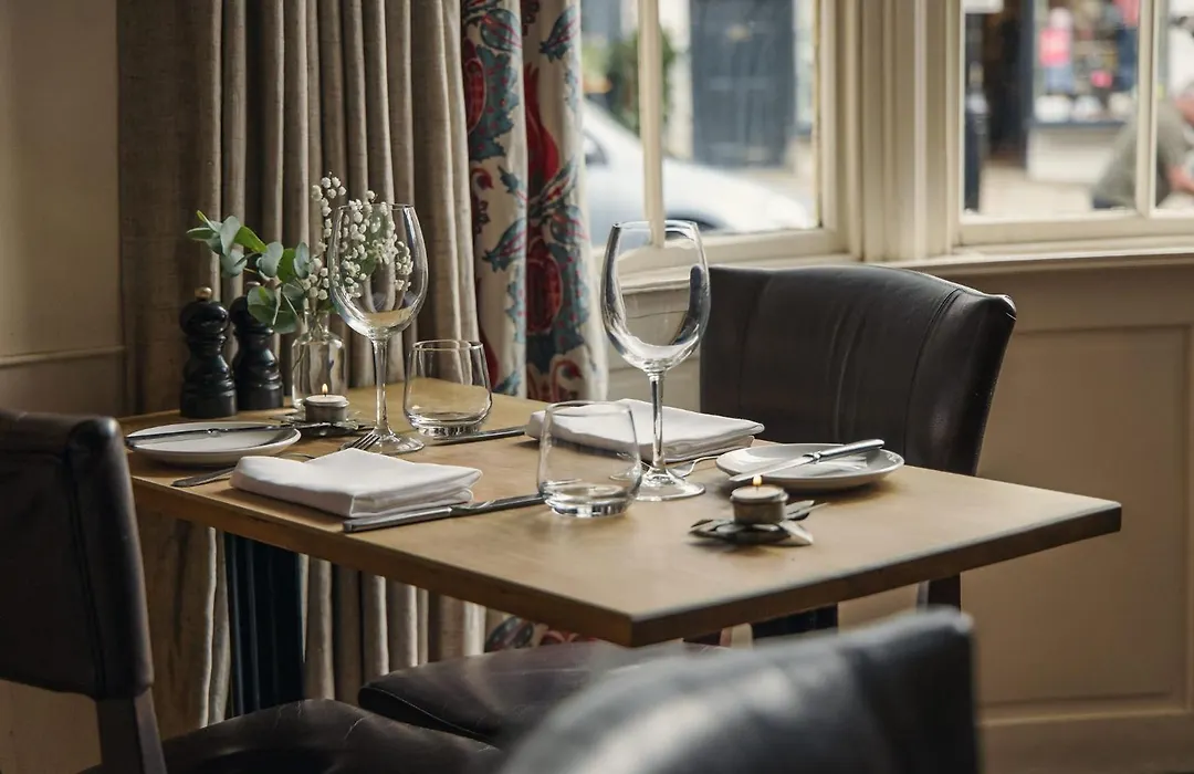 The White Swan Inn-1