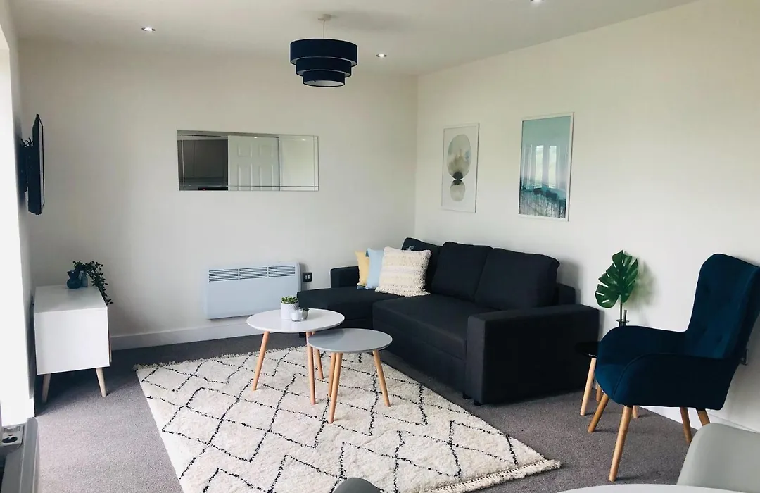 1 And 2 Bedroom Shield House Apartments Sheffield Centre-1