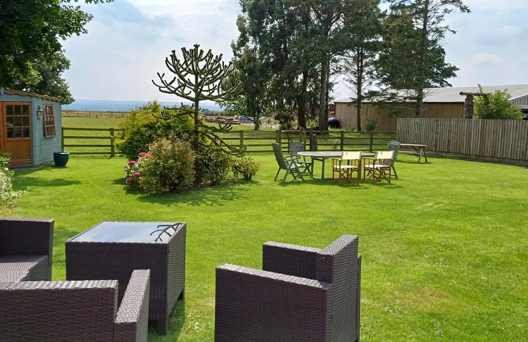 Cottage Lea'S Country Hotel & Restaurant-1
