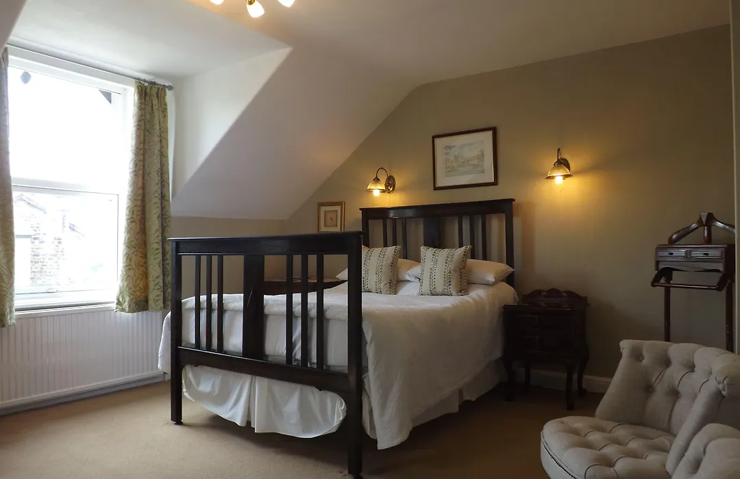 Wynnstay House-1