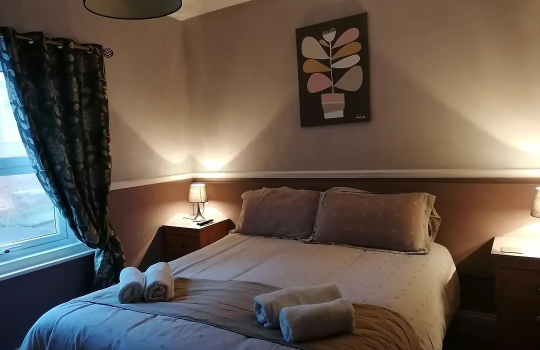 Longcroft Lodge-1