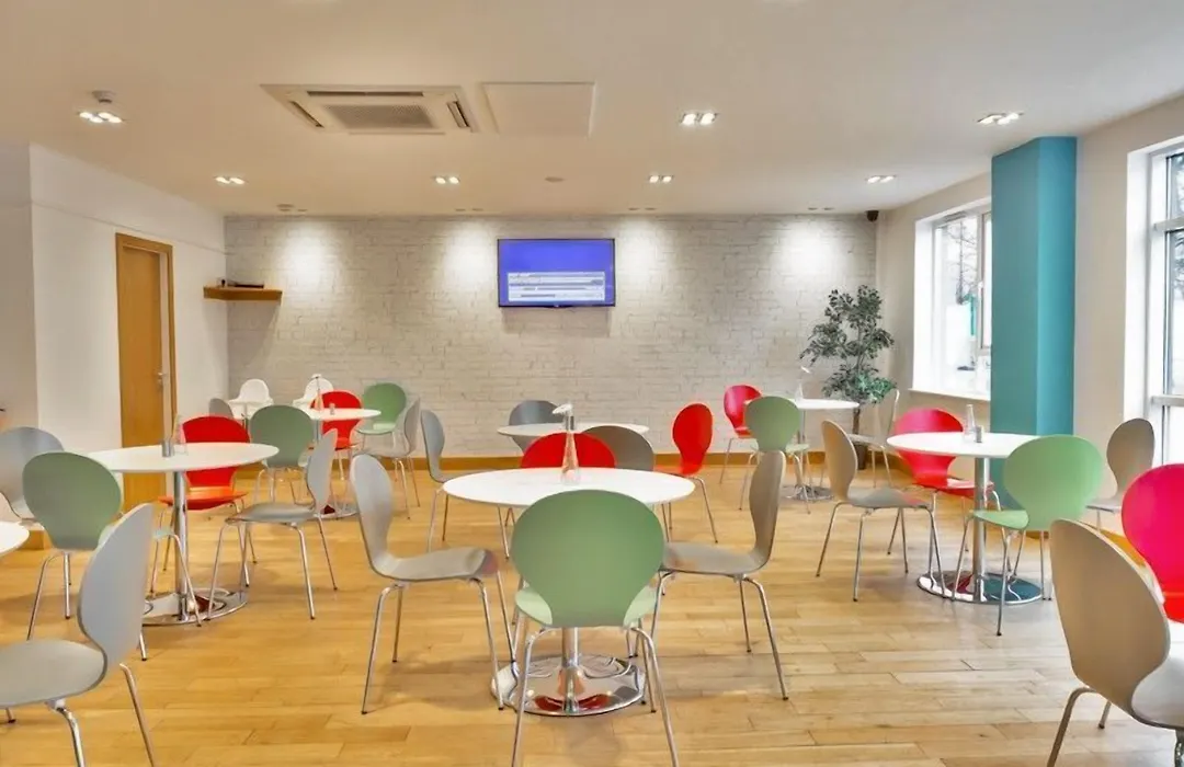 Citilodge Wakefield Hotel By Roomsbooked-1