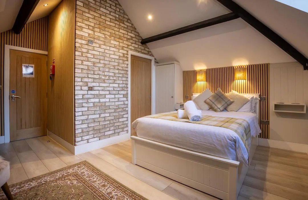 Paradise Apartments-1