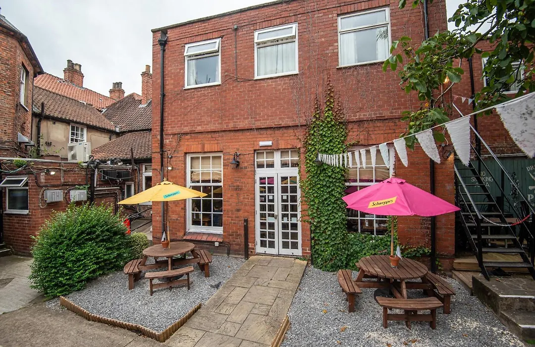 The George Inn-1