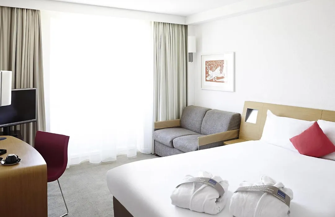 Novotel Sheffield Centre-1