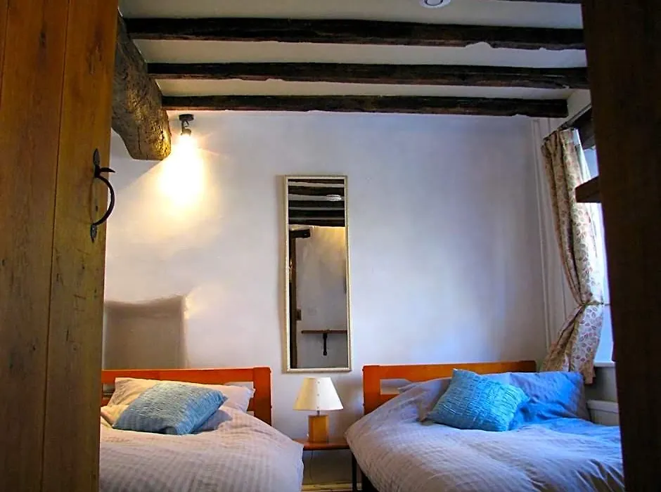 Sweetheart House-1