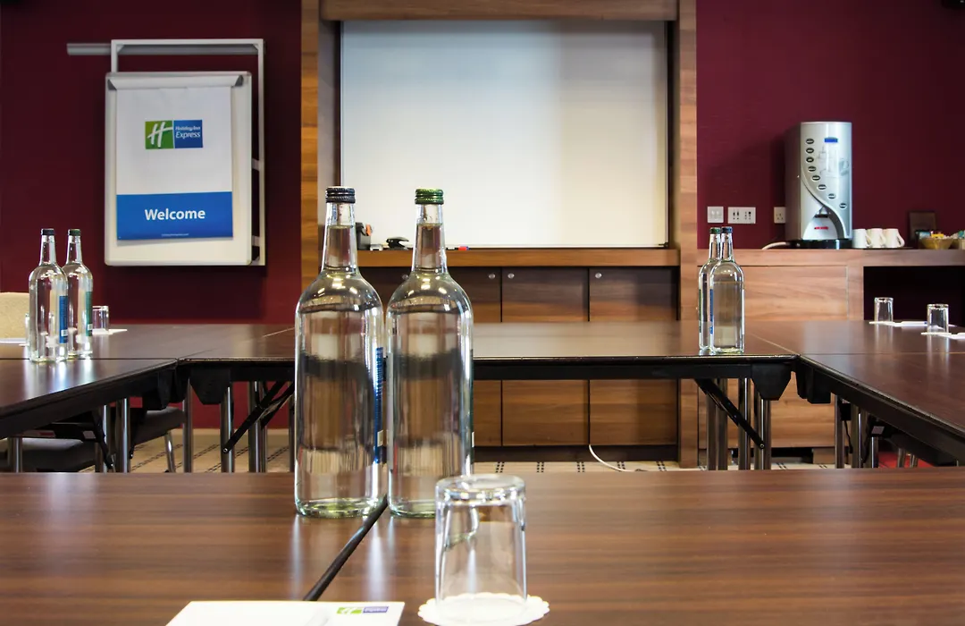 Holiday Inn Express Leeds City Centre By Ihg-1