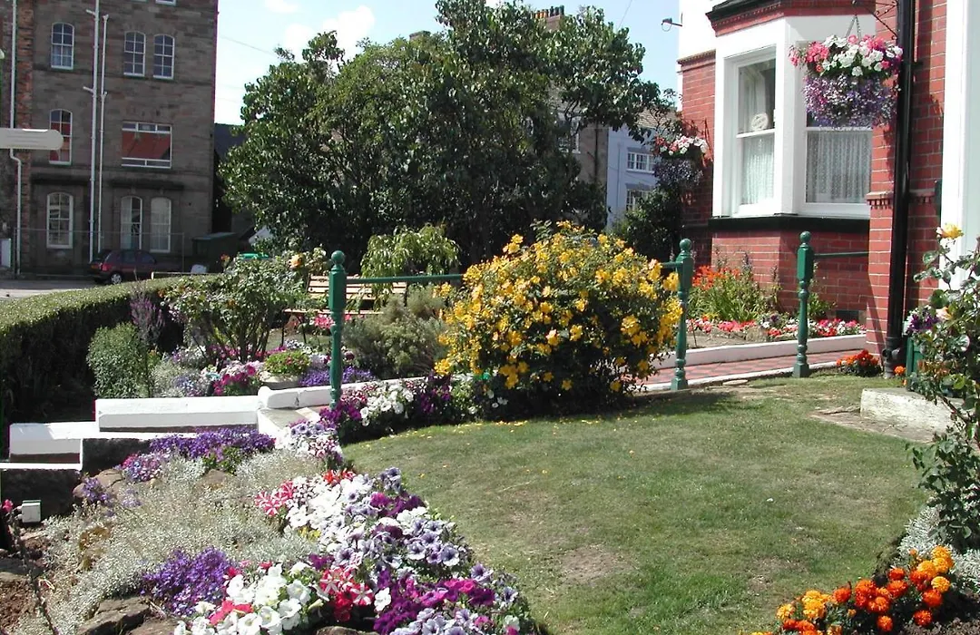 Whitehaven Guest House-1
