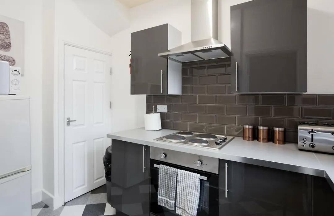 Avenfield Apartments-1