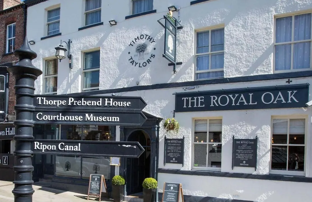 The Royal Oak Ripon Bed & Breakfast: 4 star Hotel with a Minimum Price ...