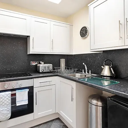 Granville Apartments-2