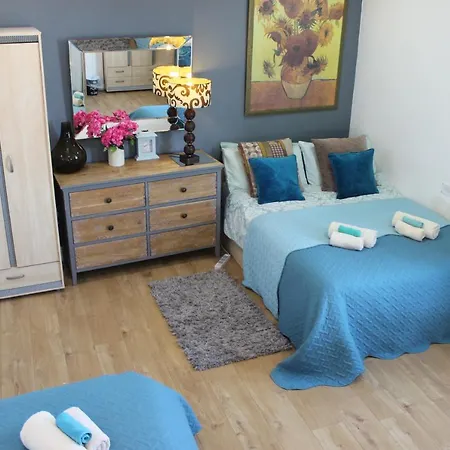 Advo Aparts Guest Hotel Leeds-2