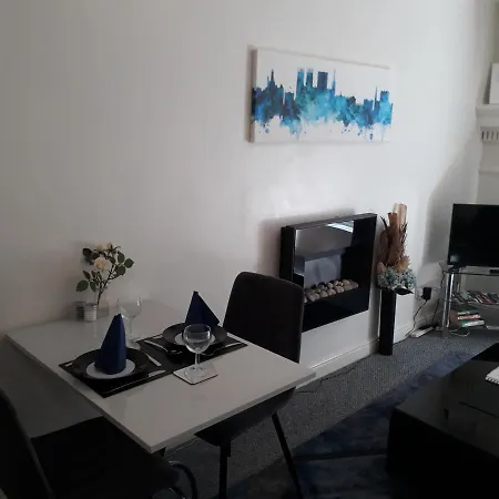 Victoria Bar Apartments Within The City Walls Free Parking-2