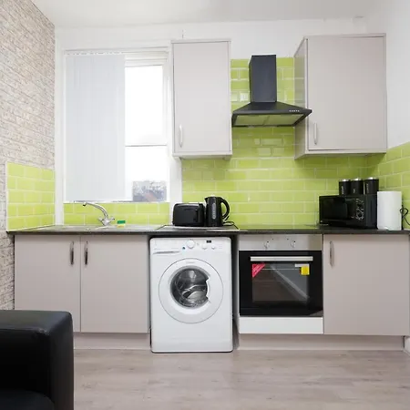 Kirkstall House-3
