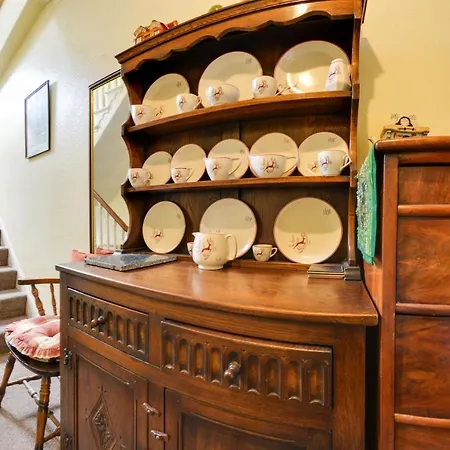Pannett House Bed & Breakfast, Beautiful Victorian Residence-3