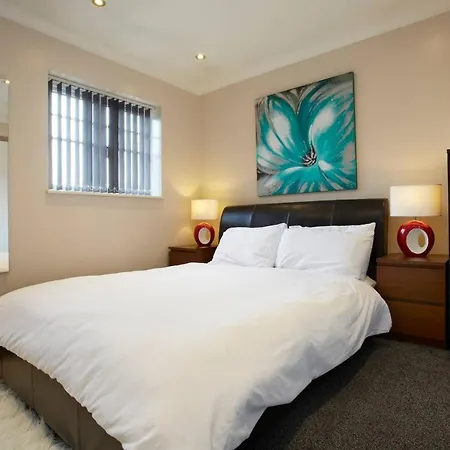 Self Check-In, Wifi, Parking, 7Mins To City, Garden-3