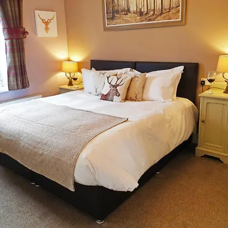 The Clarendon Country Pub With Rooms-3