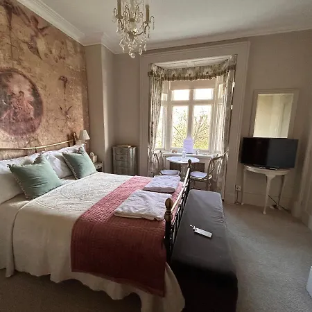 Hazel Manor-2