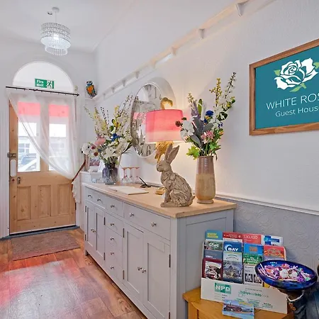 White Rose Guest House-3