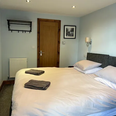 Comus Inn-3
