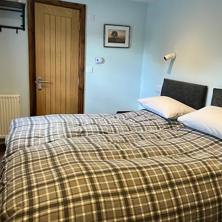 Comus Inn-2
