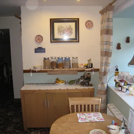 Rosebud Cottage Guest House-3