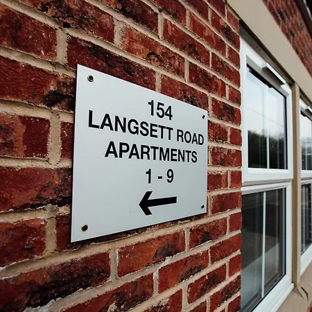 1 And 2 Bedroom Shield House Apartments Sheffield Centre-3