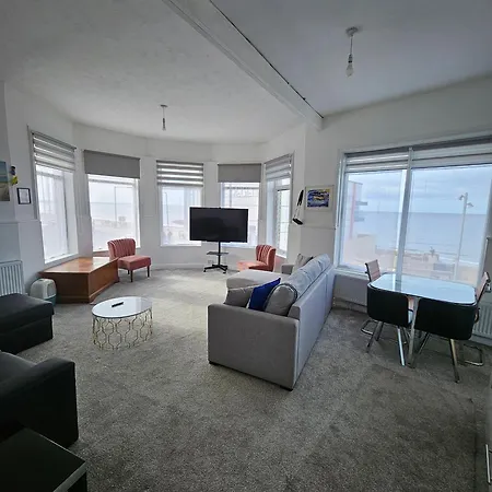 Redcar Seaview Apartments-2