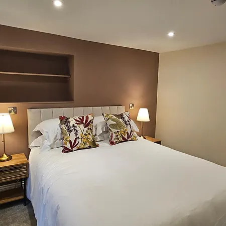 St George'S Guest House-2