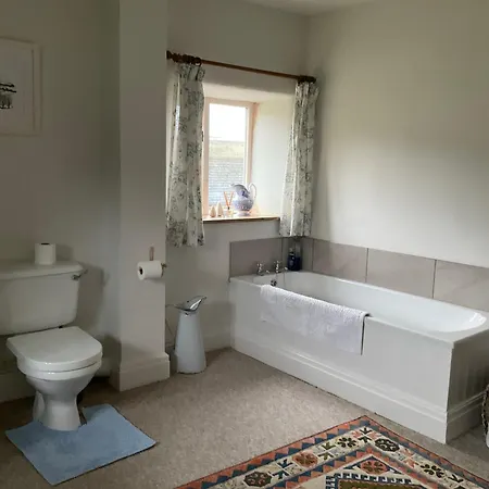 Loadbrook Cottages-3
