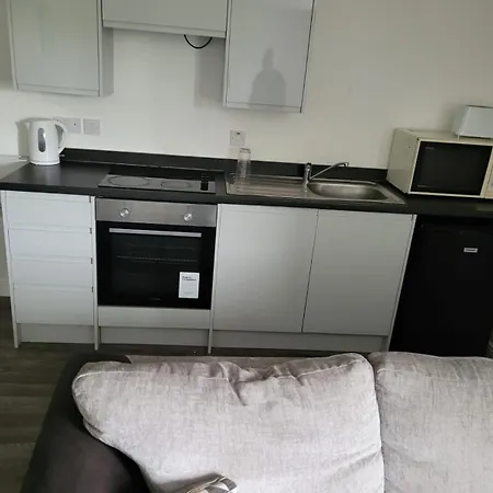 Oyo Victoria Apartments-3