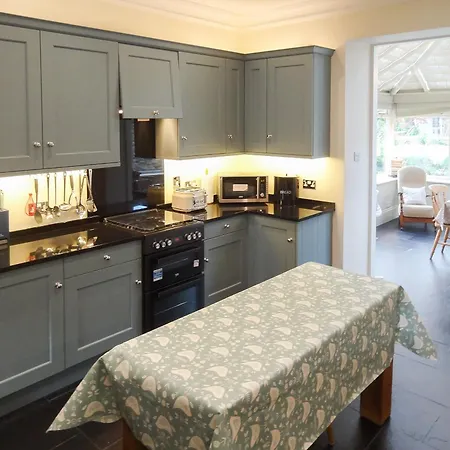 Hallgarth House-2