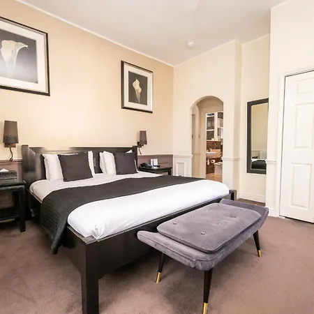 The Studley Hotel-3