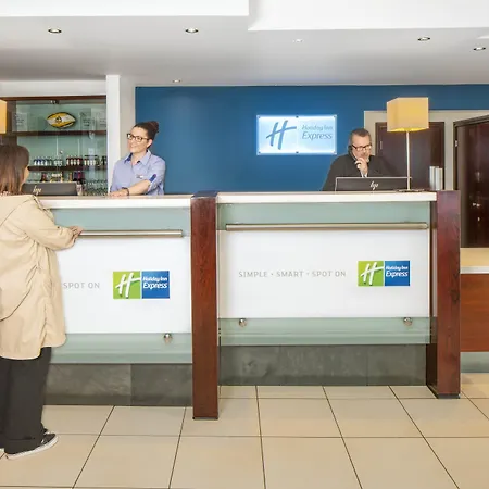 Holiday Inn Express York By Ihg-2