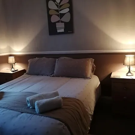Longcroft Lodge-2