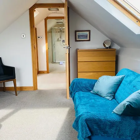 Mooredge Guest House-3