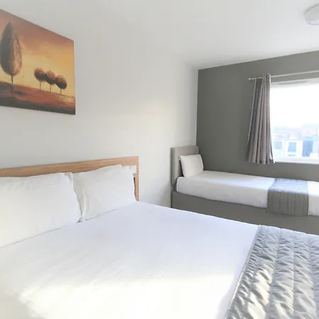 Citilodge Wakefield Hotel By Roomsbooked-3