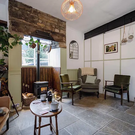 Weavers Guesthouse By Weavers Of Haworth-2