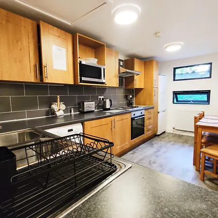 Accommodation Bradford-3