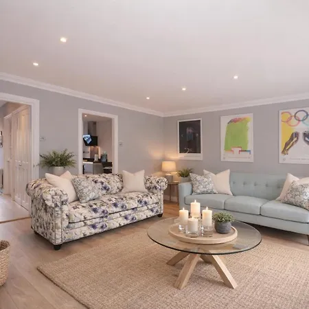 Fossgate Luxury Duplex City Centre Apartment With Free Parking-3