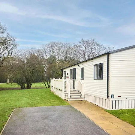 The Major Oak Lodge With Hot Tub-3